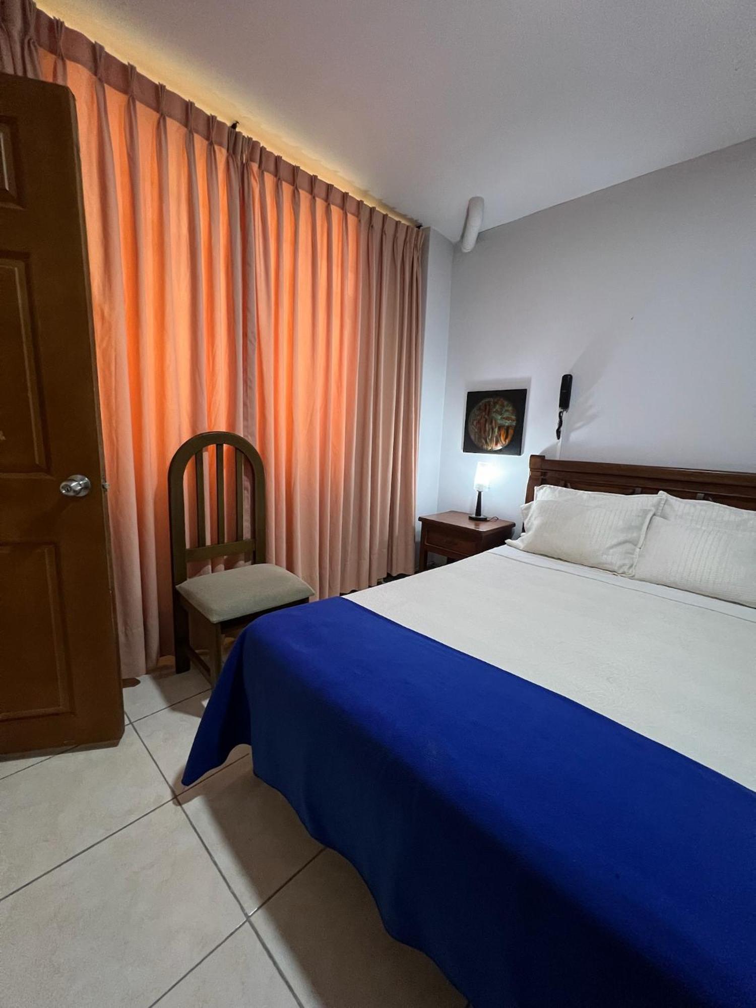 Hotel Armenia Centro Exterior foto